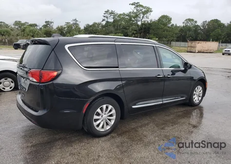 2018 Chrysler Pacifica Touring L из США, поврежденный, VIN 2C4RC1BG6JR119290